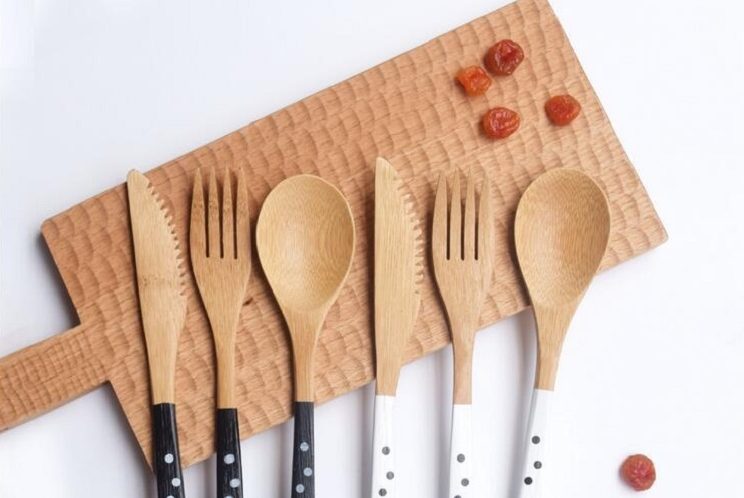 wooden disposable cutlery