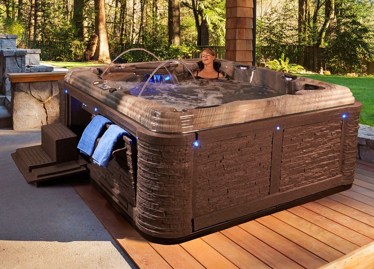 5 Seater Spa