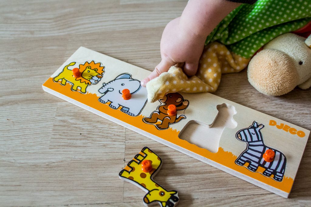 Djeco toys puzzle baby