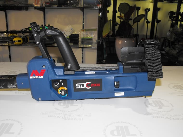 Sdc 2300 metal detector