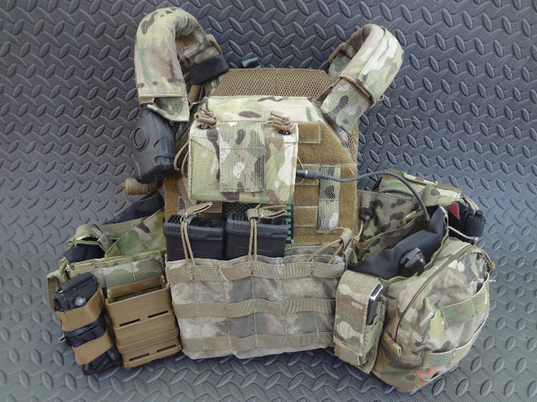 different kinds of molle pouches