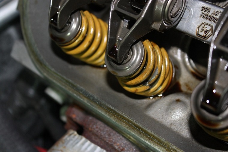 Close-up of broken valve spring