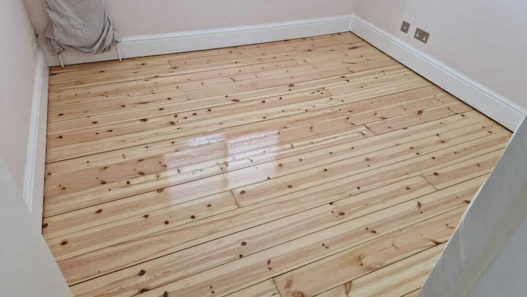 restored-pine-floore-gap-filling