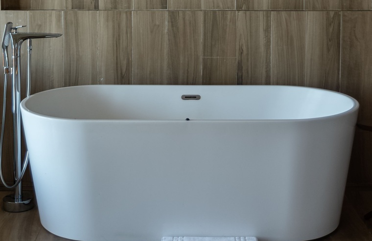 close up of a quality freestanding bathtub